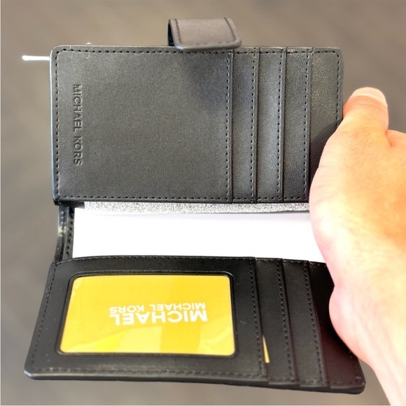 Michael Kors Jet Set Medium Floral Print BiFold Wallet Black Multi - Picture 5 of 9